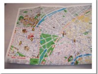 Save your travel maps of Paris